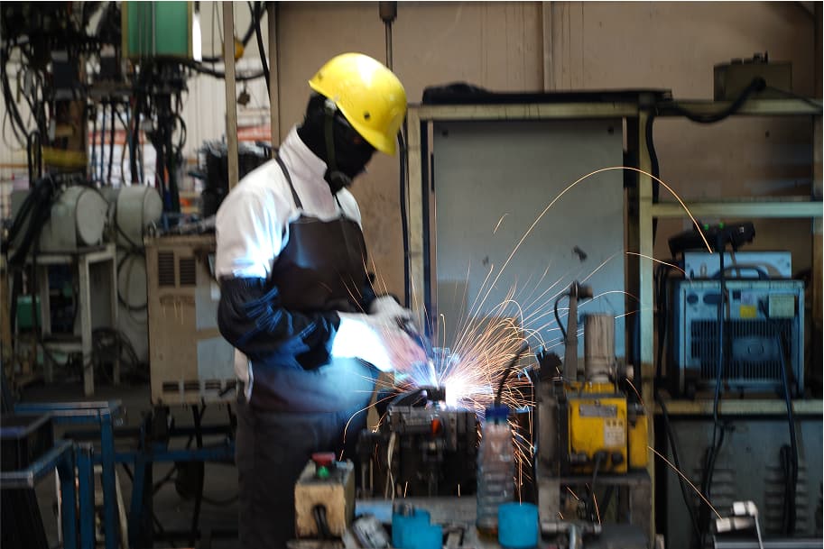 Pabrik Kami